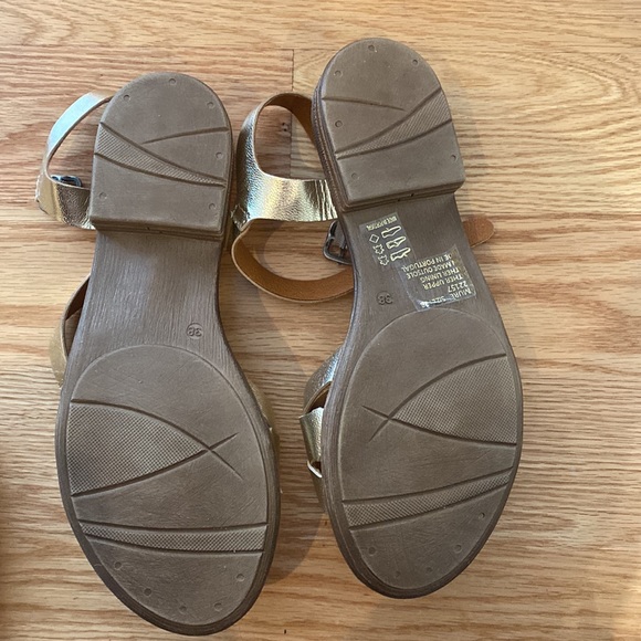 Miz Mooz Demure Gold Sandals - Picture 5 of 7